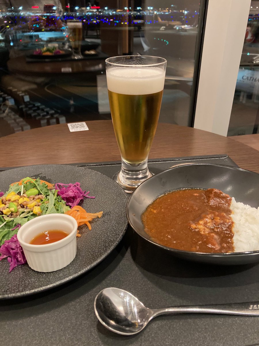 JAL ❤️おもてなし？！ラウンジにて無料feast!
