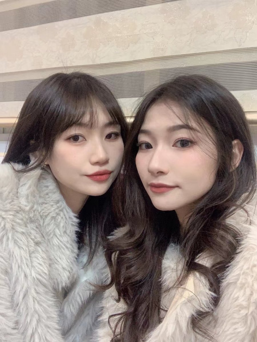 btc_xu's tweet photo. (\__/)
( • - •)
/ つ️🧧 ‘’ 辞暮尔尔 烟火年年 歲歲平安 ‘’ https://t.co/bi40ucsI9V