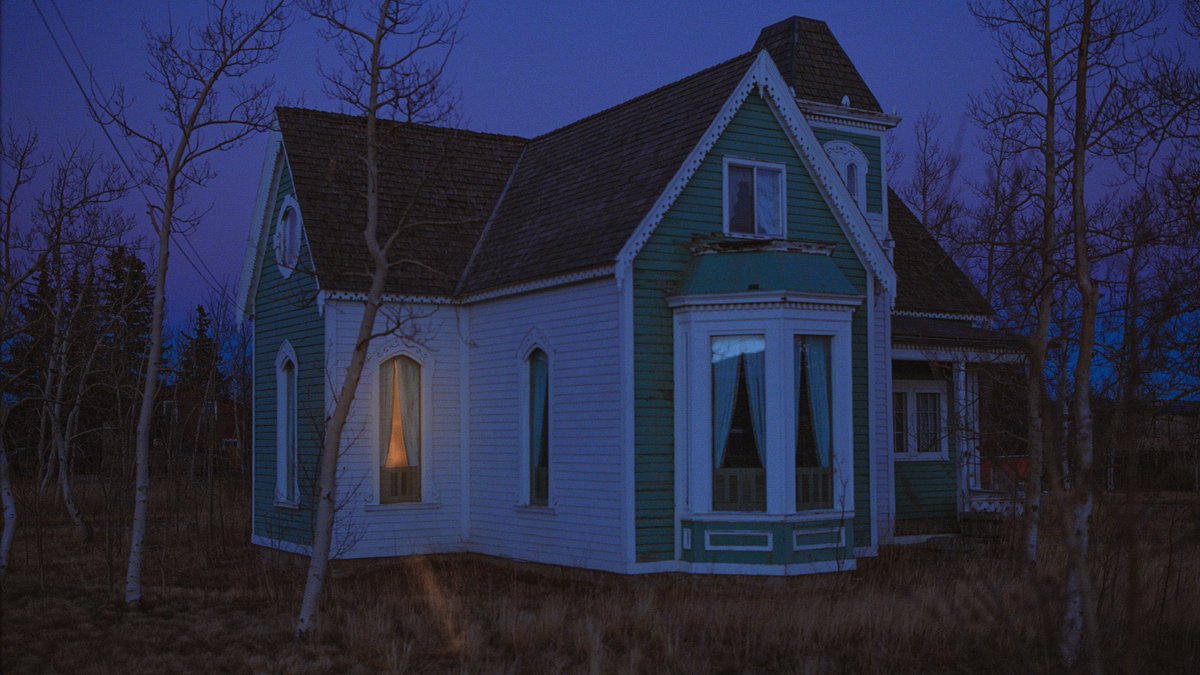 eamonsphotoss's tweet photo. Blue hour https://t.co/WmLXHajmzi