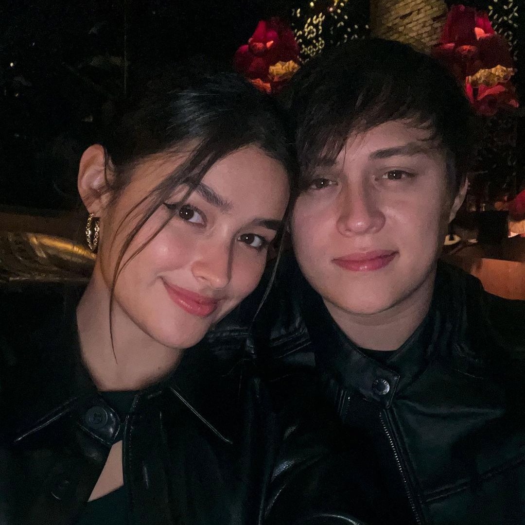 hopppeeeeeee's tweet photo. missing lizquen hours https://t.co/L6LnnDelPb