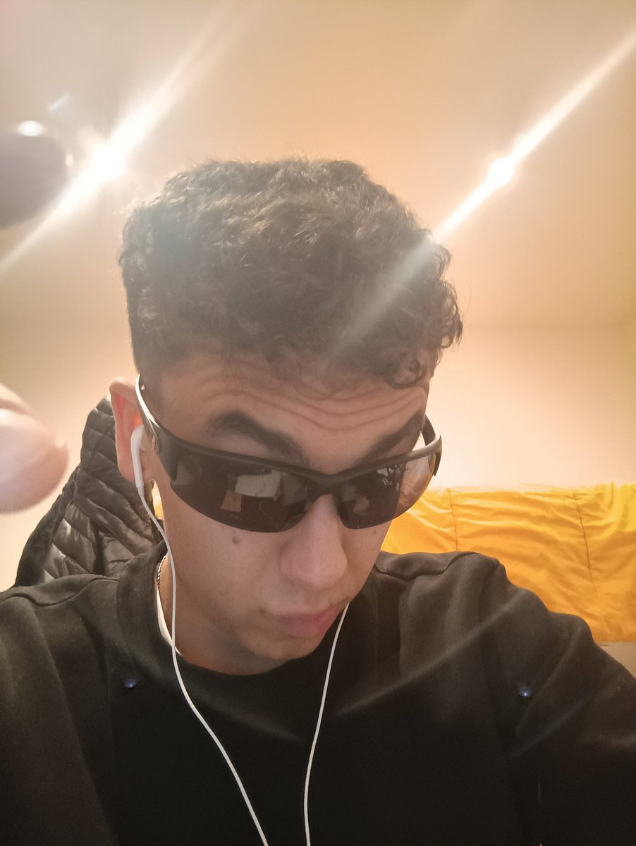 jperezcara's tweet photo. Ellaaa desaparecee i apareceee cuando le dan ganaaas. 😎 https://t.co/vAOEHyRxvd