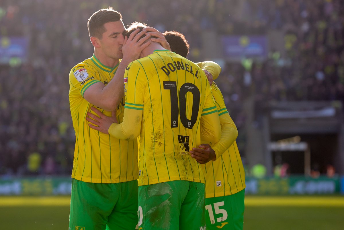 The Pink Un tweet media