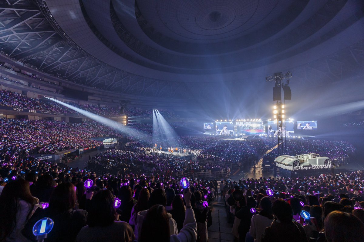 rikilouve's tweet photo. enhypen is the FIRST 4th generation group who held a concert at kyocera dome osaka on the 21st of january 2023. https://t.co/KGkgrBFjp5