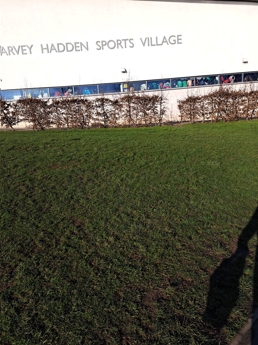 Amanda Barrett tweet media