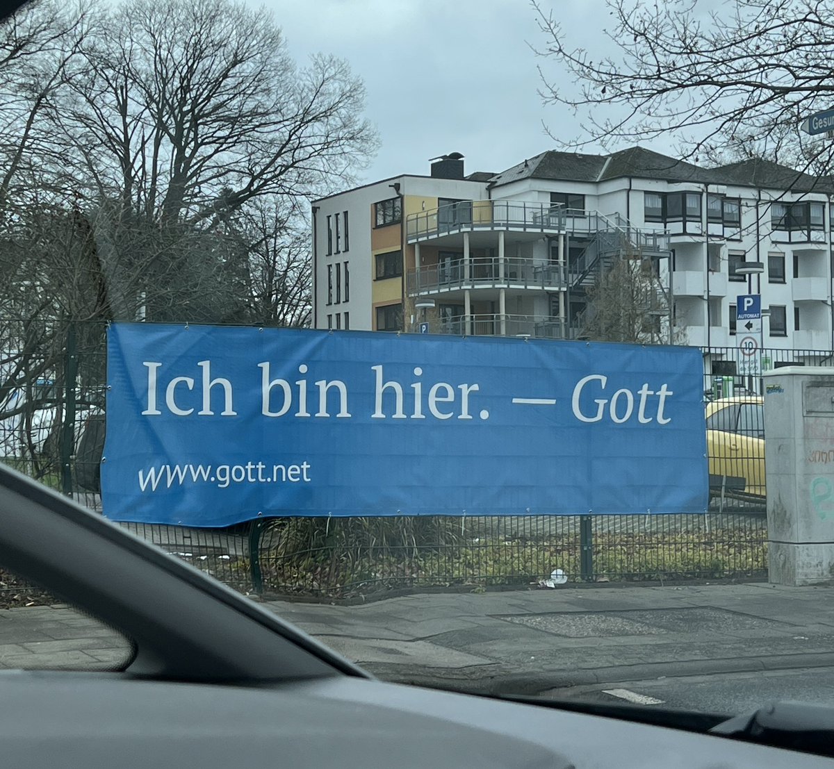 Ich finde es gut, dass er jetzt auch Marketing macht.