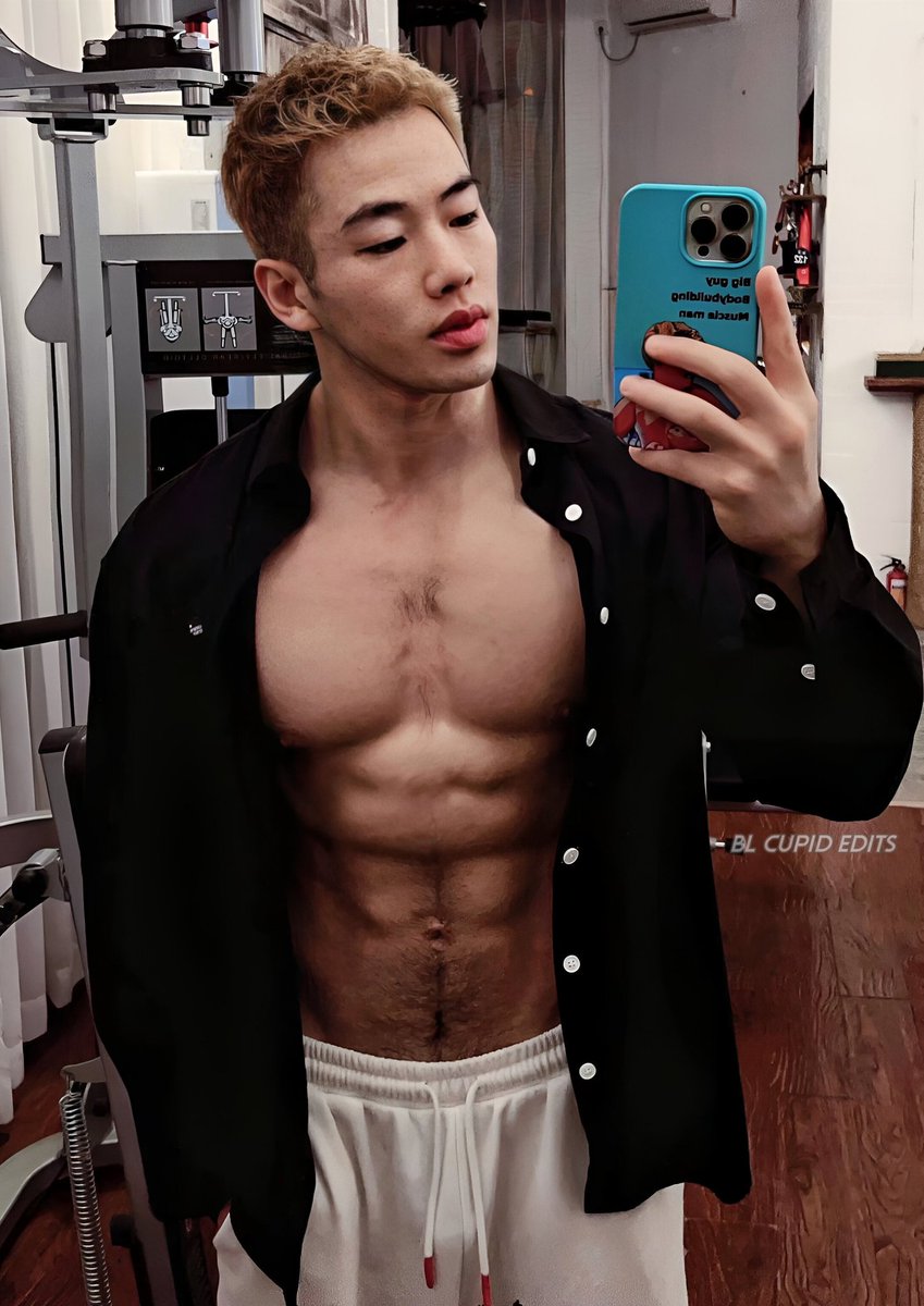 BLCupidEdits's tweet photo. I know a fun activity that can burn 500 calories an hour...! 💪🔥😜

#ChineseHotGuys #AsianHotGuys #WeiboHotGuys #DouyinHotGuys #BLCupid

📷: 微博 https://t.co/SqEuATF8WG