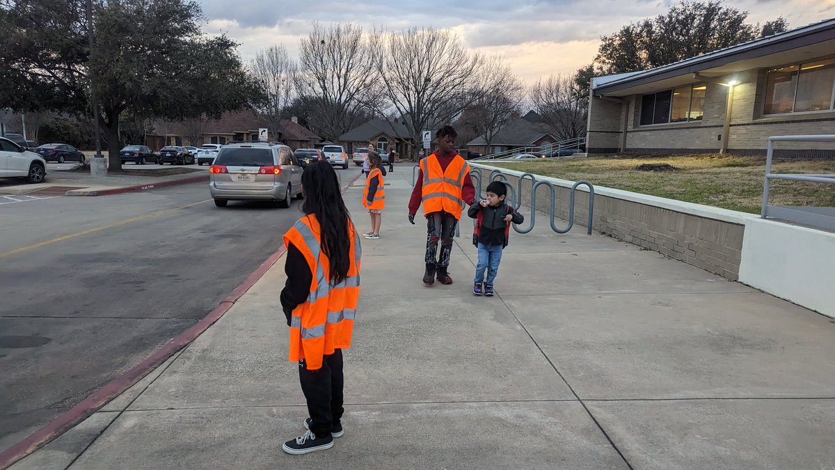 Hodge Elementary tweet media