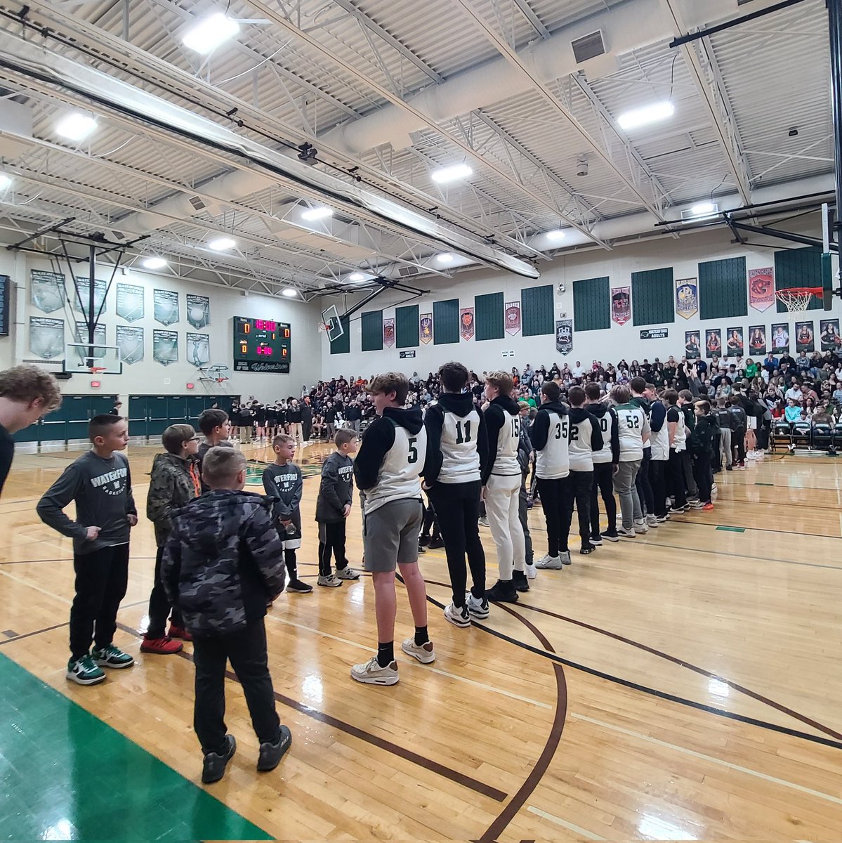 What a great night to be a Wolverine  💚🖤🩶 

<a href="/WaterfordjrBB/">Waterford Jr Wolverines Basketball</a> #youthnight