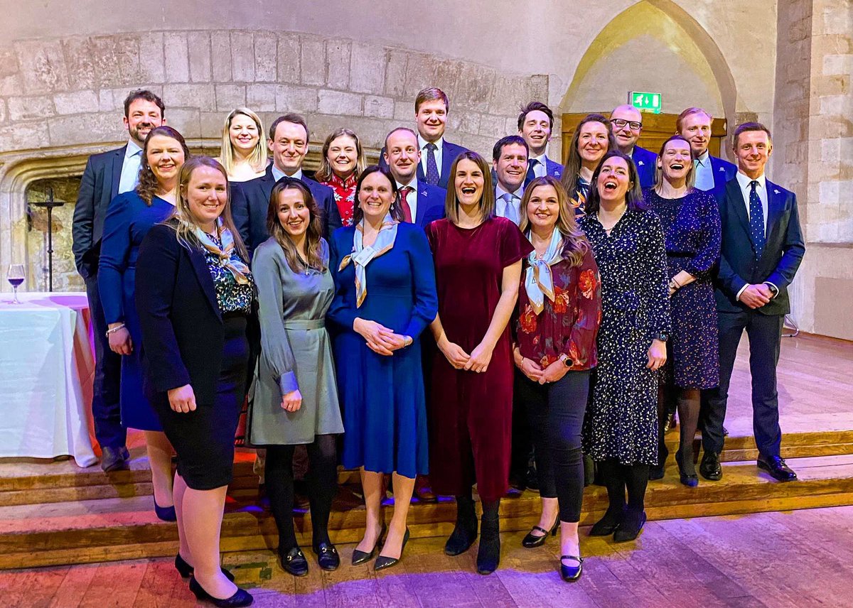 Robyn Munt tweet media