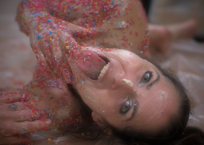 Would you like to lick me clean? #nsfw #messy #sprinkles #nude https://t.co/vfE0ScDRmM<a href="/tag/nsfw"class="tags">#nsfw</a><a href="/tag/messy"class="tags">#messy</a><a href="/tag/sprinkles"class="tags"><span>#sprinkles</span></a><a href="/tag/nude"class="tags"><span>#nude</span></a>