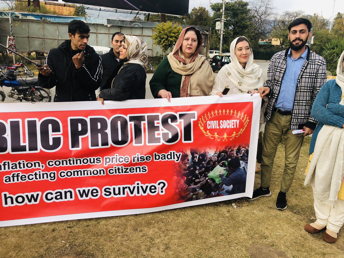 Asifwithkhan's tweet photo. Protest against Inflation
#inflation #reduceinflation https://t.co/KaU9A0nYnb