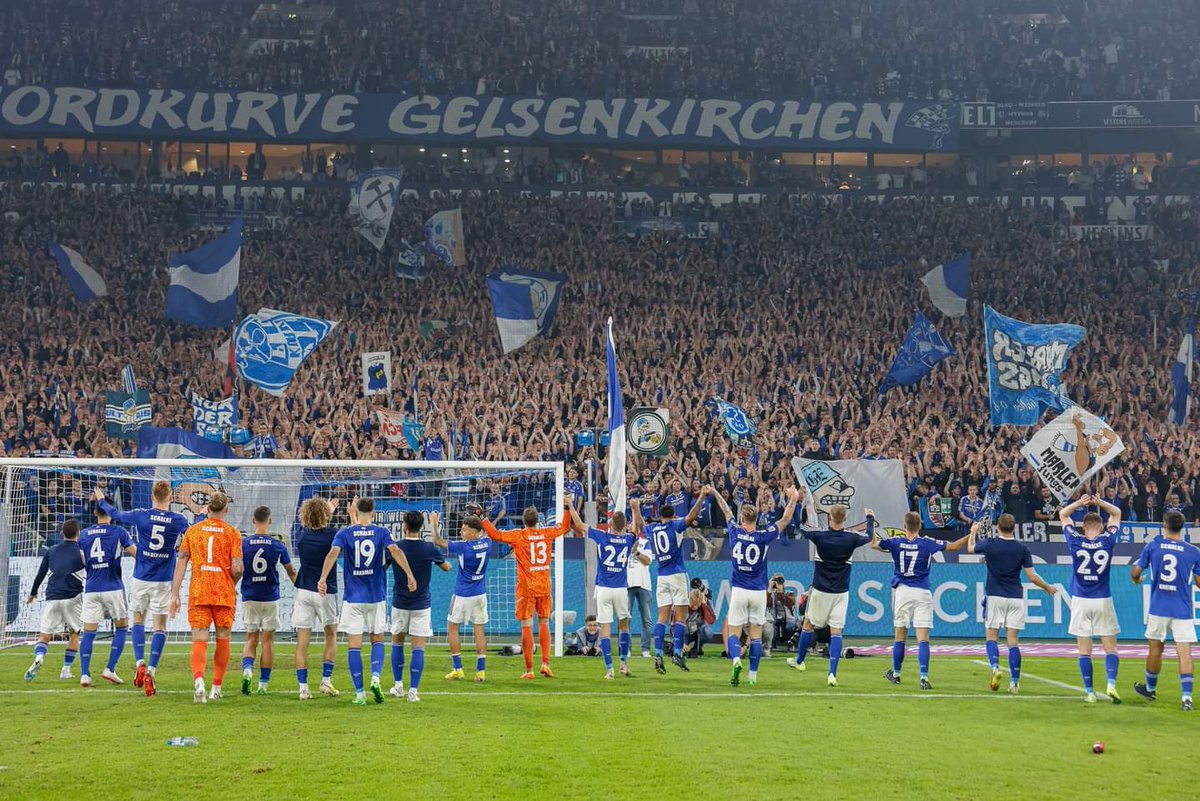 19 GAMES and the fight to stay up BEGINS NOW!!!!!!
#S04 
#SCHALKE
#WirLebenDich