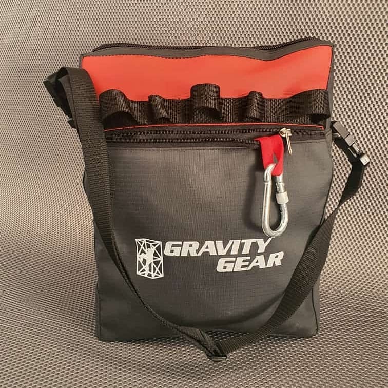 CustomBagsZA tweet picture