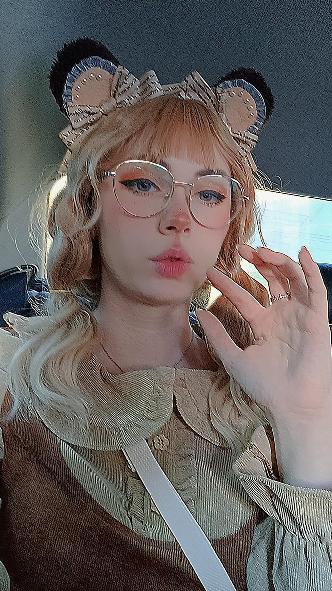 Ellianart_'s tweet image. Soft bear ✨🧸