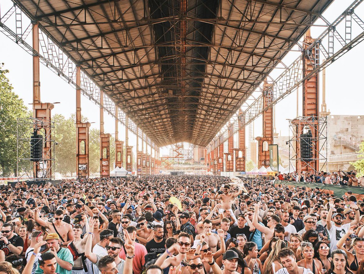 Guettapen's tweet photo. Le Kappa @FuturFestival a surpris tout le monde en dévoilant les premiers noms de sa programmation 2023 👀

Pour un festival centré Techno, on retrouvera notamment la @swedishousemfia ou encore le B2B inattendu entre @diplo et @MaceoPlex 😳 https://t.co/IOQB3aIkDc