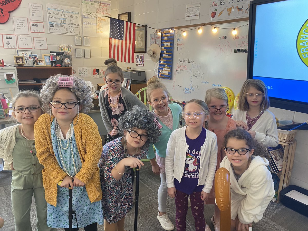 LisaMBoone's tweet photo. 100 days smarter! #fmeistheplacetobe https://t.co/I1kARIdDik