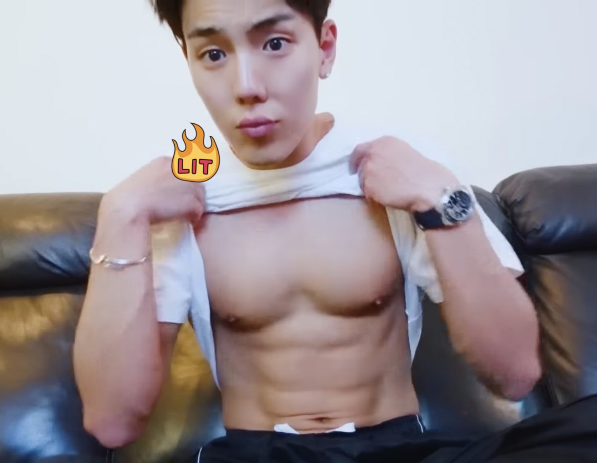 hottestnu's tweet photo. HIS NIPPLES ARE SO SUCKABLE. MAY I, SIR??? https://t.co/qnHYrP3bGo
