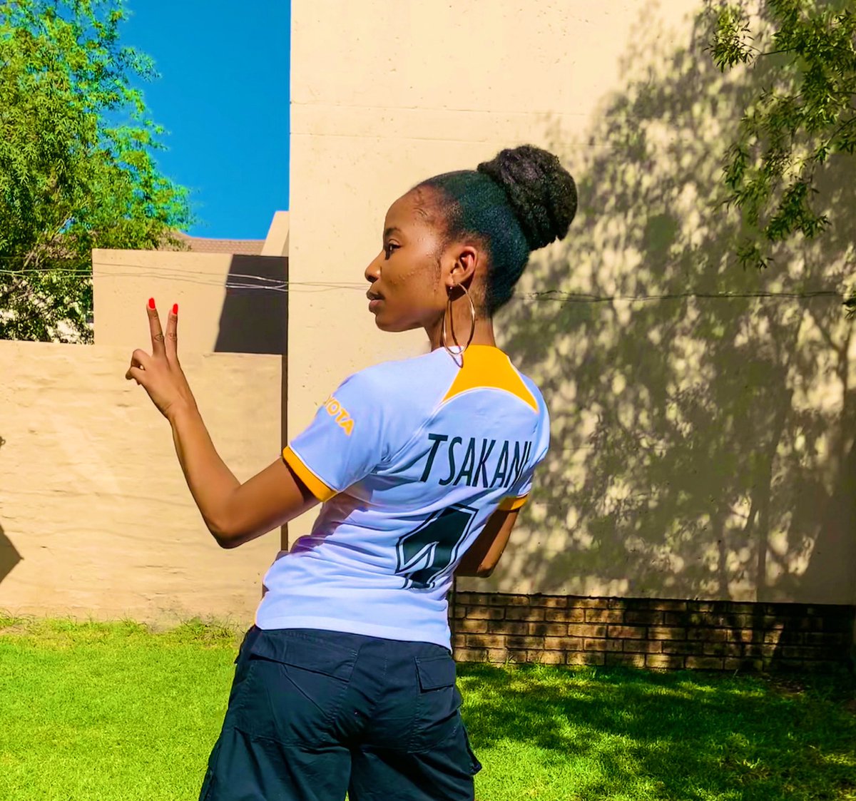 Tsakani__'s tweet photo. Game Day!!!  Kaizer Chiefs We Up✌🏾 https://t.co/v0VbhWXnCL