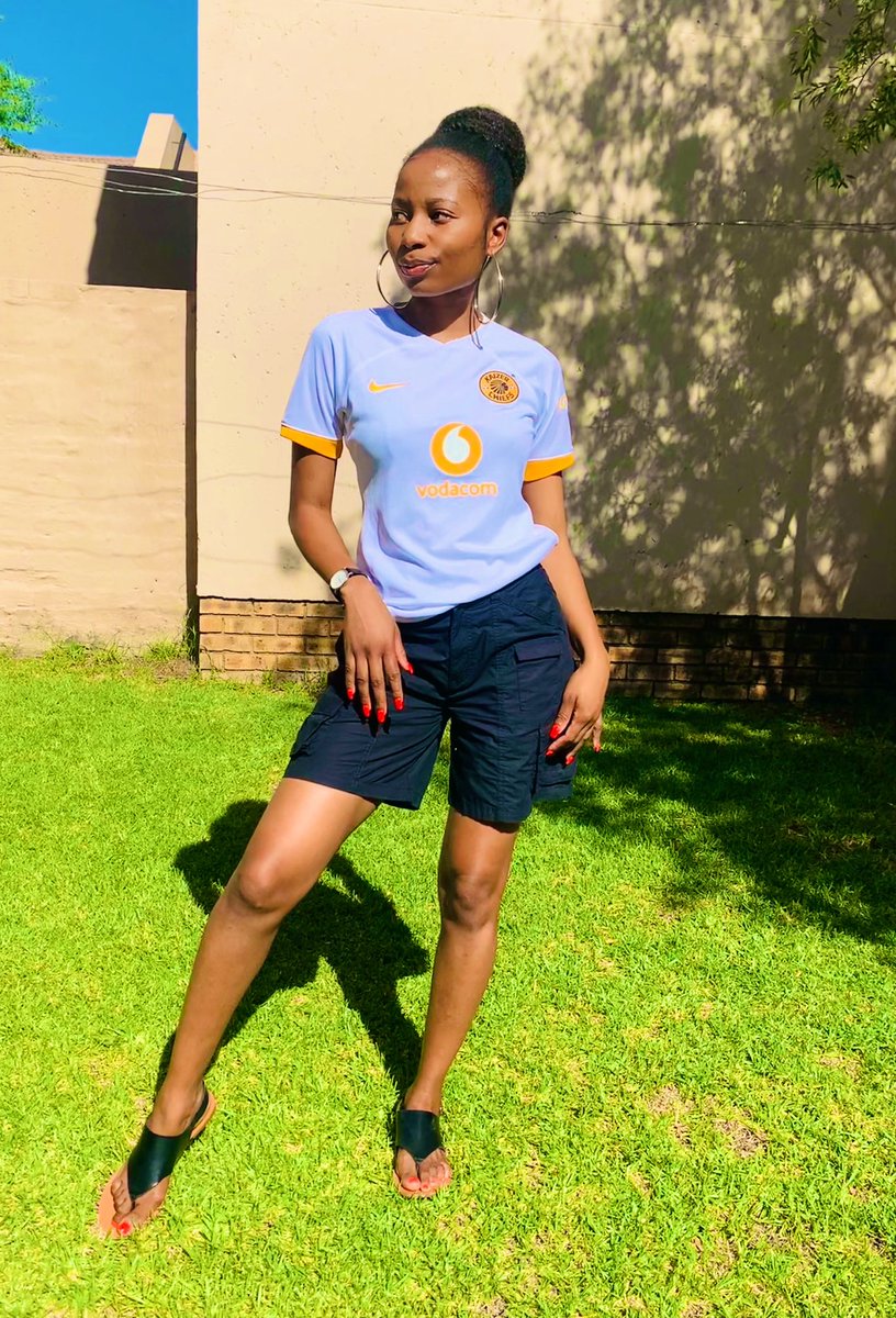 Tsakani__'s tweet photo. Game Day!!!  Kaizer Chiefs We Up✌🏾 https://t.co/v0VbhWXnCL