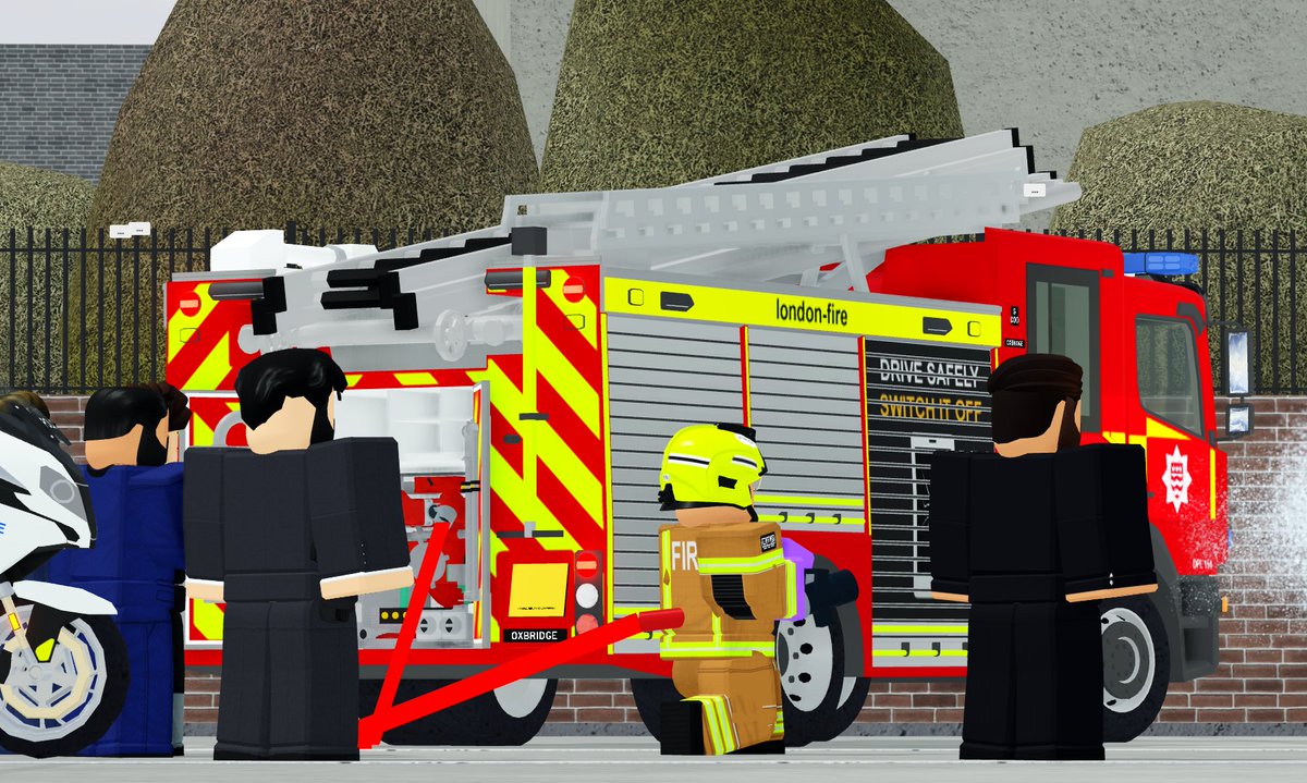 The London Fire Brigade had the pleasure to be visited by members of the Malaysian Government at Oxbridge Fire Station earlier today.

🚒 The visit included displaying vital vehicles of our fleet as well as telling our guests about the brigade's day-to-day operations.