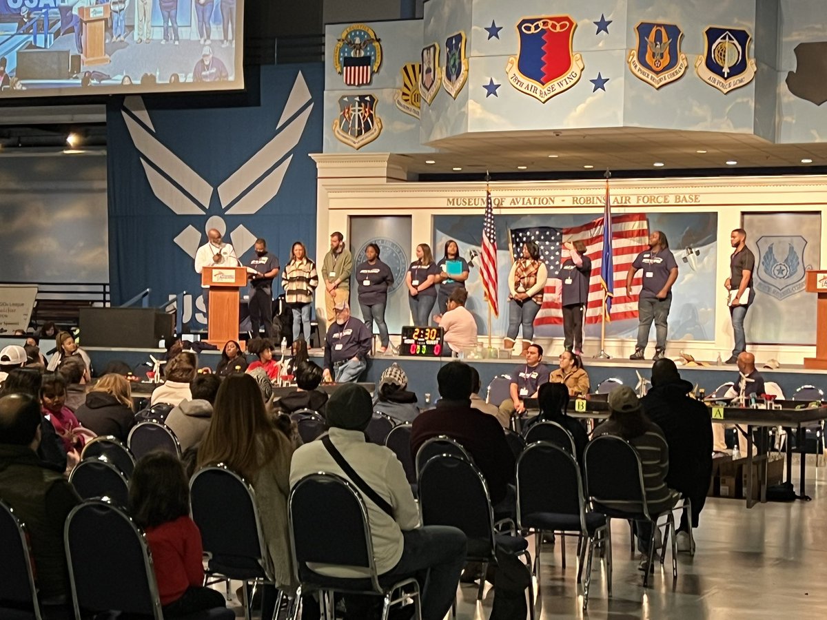 Time to get these robots rolling!! Super Regionals @ StarBase WR. <a href="/SeitzHalie/">Halie Seitz Justice</a> <a href="/Hubbard_Elem/">Hubbard Elementary</a> <a href="/monroe_schools/">MonroeCountySchools</a>