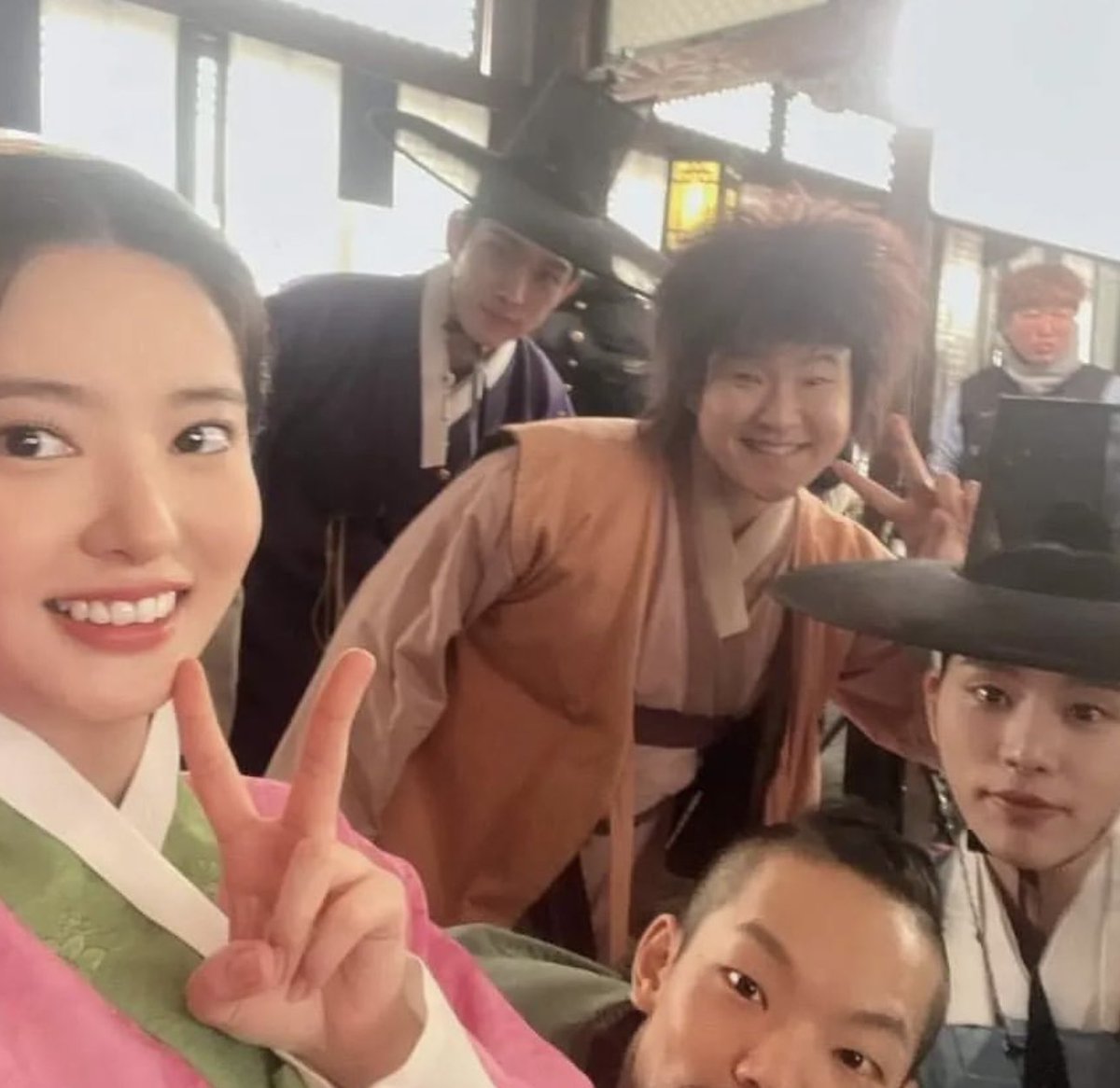 dolgolaeui's tweet photo. Kim Woo Seok #kimwooseok #kimwoosuk #김우석 #oppa #theforbiddenmarriage #militaryprosecutordoberman #rookiecops #scriptingyourdestiny #loveplaylistseason3 #loveplaylistseason2 Please also follow Woo Seok’s official instagram account - matt_wooseok // cr: minseok_gom https://t.co/jyNQcRSLIX