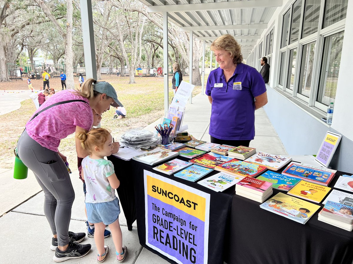 cpenatpf's tweet photo. Great morning at Wilkinson Elementary #Sarasota connecting with families about #TBIC @SuncoastCGLR @LeerPara3ro @ThePattersonFdn @joinvroom @ElsieTPF https://t.co/oZs7FNdZXt
