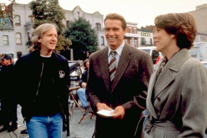 damoviebuff's tweet photo. The master when it comes to sequels, if @JimCameron directs #TrueLies2 , it will be spectacular. #Aliens #Terminator2 and #AvatarTheWayofWater have proven the man can do sequels better or equal as the original. We need @Schwarzenegger to be directed by #JamesCameron again. https://t.co/URTZxjGpo7