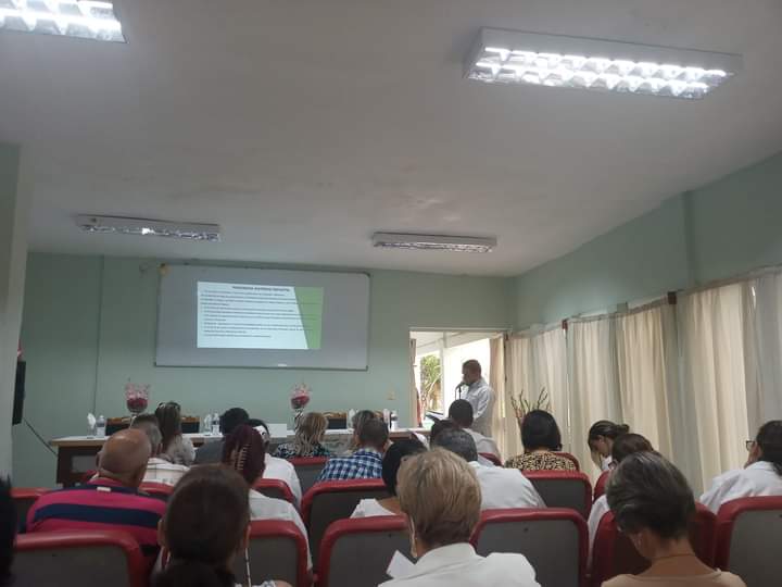 Con la presencia del <a href="/DrYusleivy/">Dr. Yusleivy Martínez</a> Director Provincial de #Salud #PinardelRio comienza el balance anual de los resultados  de trabajo del año 2022 de la Dirección Municipal de Salud #PinardelRio  #VengaLaEsperanza #JuntarYVencer 
#PinardelRioPorLaVida
#CubaPorLaVida