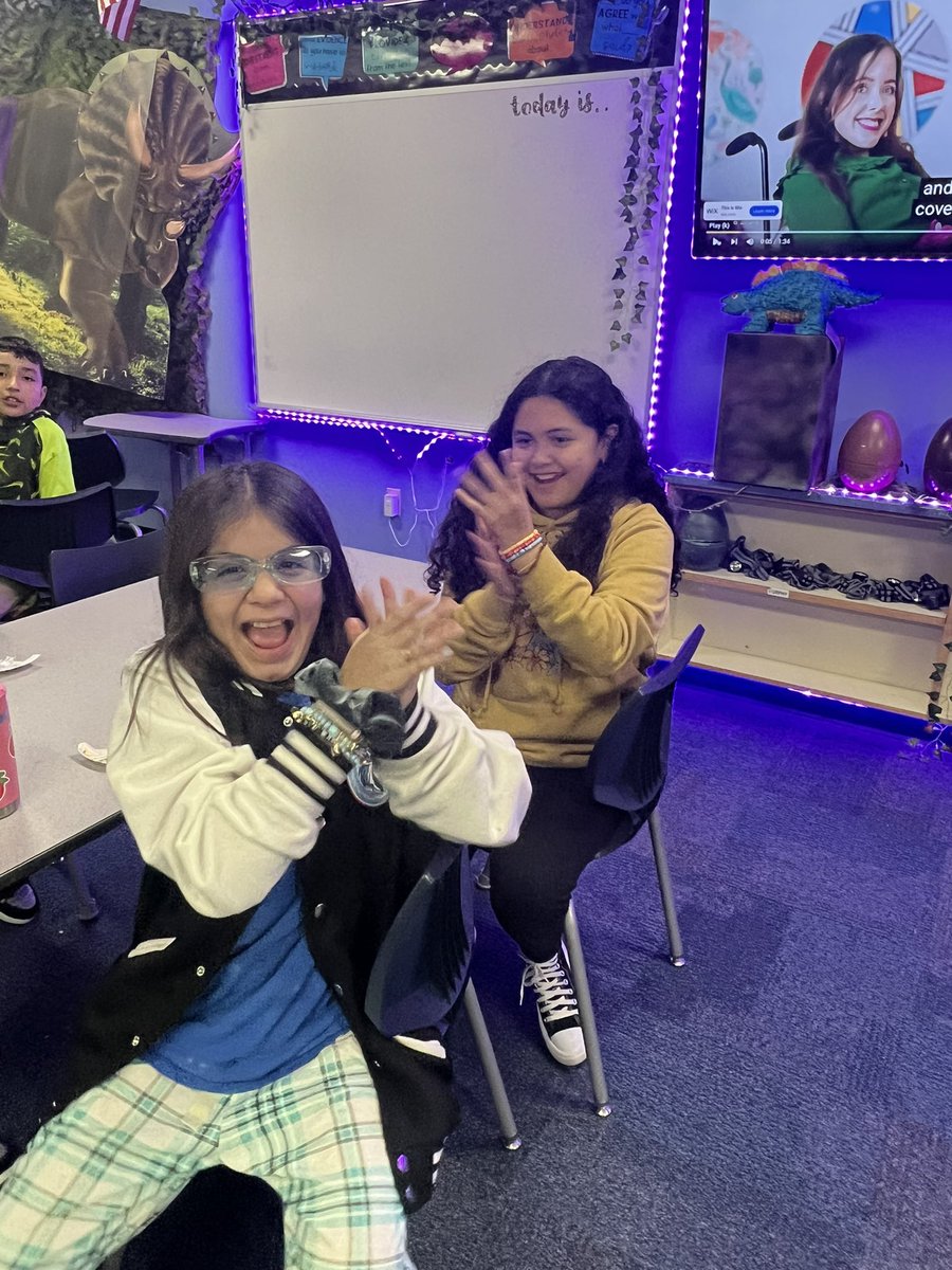 Range Elementary tweet media