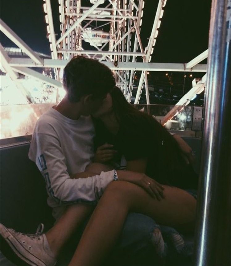 _TaeCherry_'s tweet photo. — Eu fui a sua primeira vez, Jayden. Mas você foi o primeiro que fez o meu coração voltar a bater no peito. 

📌 Sin City (_TaeCherry_)
- Wattpad https://t.co/1cXXvVysS8