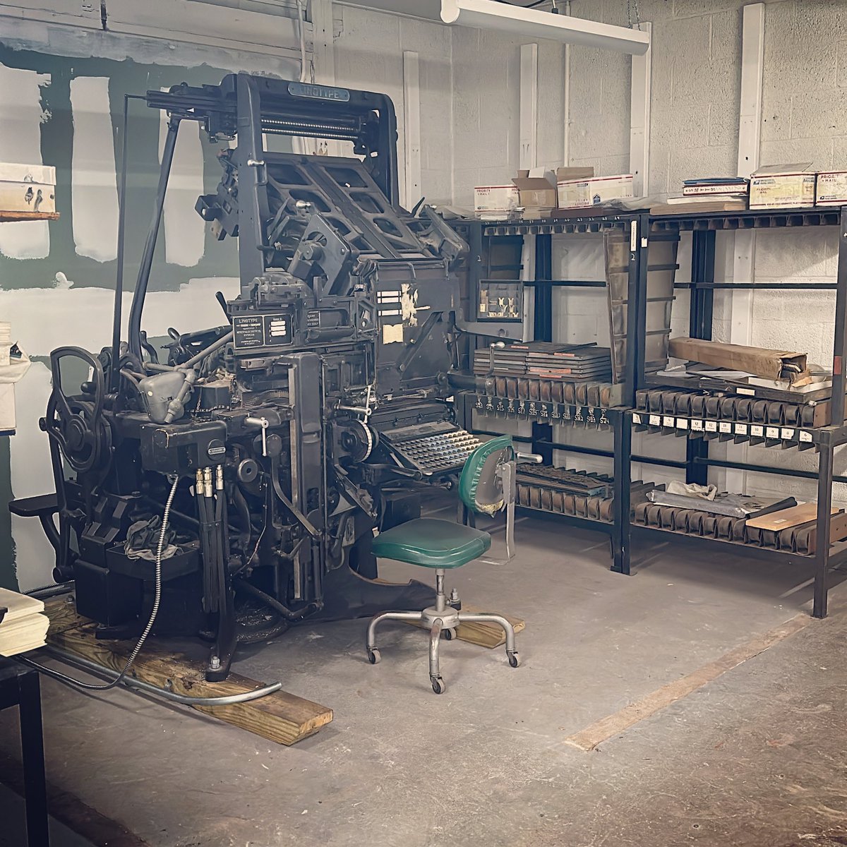 918Printery's tweet photo. My #Linotype has found it’s way home. After a few years it’s finally in the shared space with @Per_Diem_Prints. https://t.co/2LGy9vRMLC
