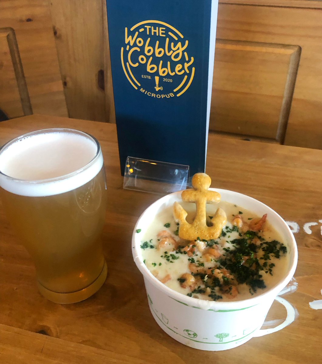 thecooktwit's tweet photo. Ooof! #MorecambeBayChowder at #thewobblycobbler #scotforth utterly delicious…..and a decent IPA too #CraftBeer and fish! What’s not to like! https://t.co/n5Oy15GrGb