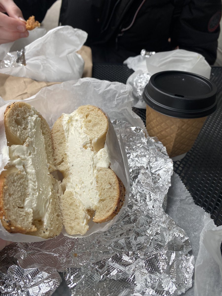 Alex_Olsacher's tweet photo. Update: I actually cried while eating it https://t.co/LyLxIXfeWK
