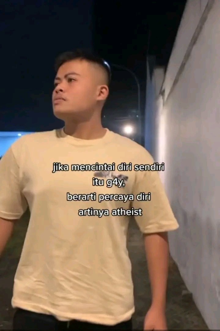 akbwar's tweet photo. shit couln't git gud and always being pathetic https://t.co/rDpv8yTrHq