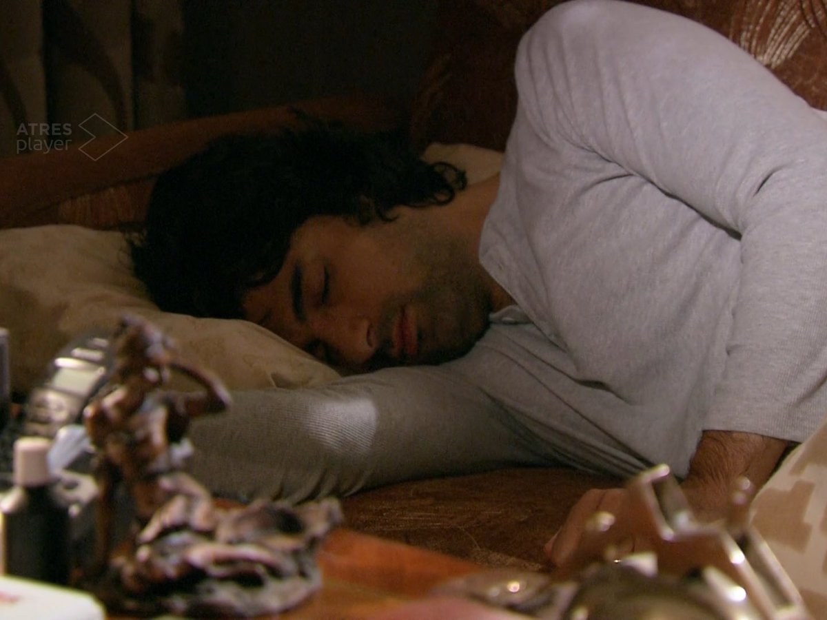 sagradaGo's tweet photo. @NereaG11 @EnginSpain @FatmagulEspana @juliana_cabo @EnginAkyurekES @EnginAkyurekFE @anamariaEARNKK @DearKerim @SoulNav1 @BerMaika @MVictoriaFigue1 @zulemadifrances @PilyAkyurekOzci @PiniSylvia @TurcaAmo @AnaPaul96065645 @kubra00_07 @malucinefila @lidiasofia53 @Sory97240989 @Terka_36 @RosEA40 @Nora49137401 @80M2018 @Patry1015 @82_hanim @Lila19854723 @Claudia18294411 Good morning querida amiga y enginfans 
Tengan un lindo día 🤎🤍
#Kerimllgas 
#EnginAyürek 
#Fatmagülúnsuçune https://t.co/Trq0iAZIkd