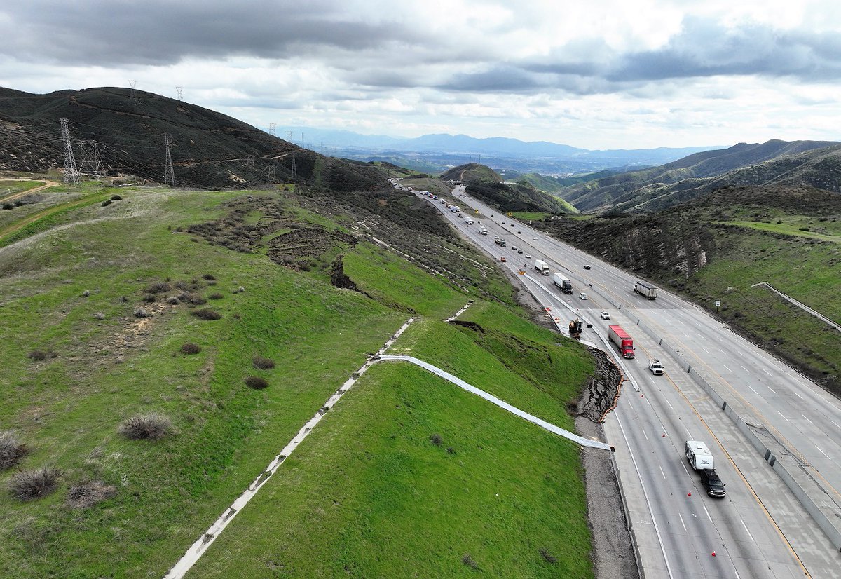 Caltrans District 7 tweet media