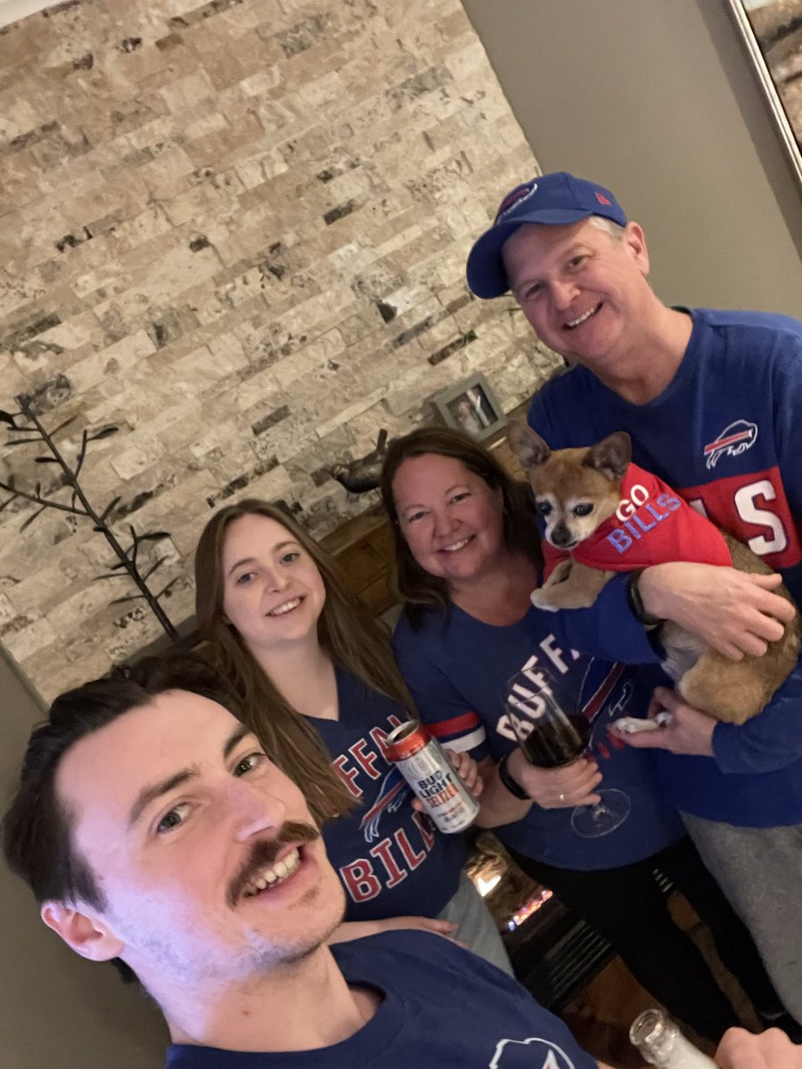 Rayzer1969_1's tweet photo. @BuffaloBills @LabattUSA https://t.co/X2REb18xgC