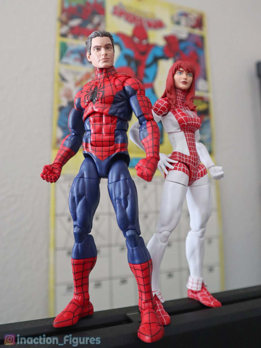Peter & MJ

#SpiderMan #MaryJaneWatson 
#Spinneret #MarvelLegends 
#ActionFigures #Toys 
#SpiderManComics
@MJ_and_Spidey