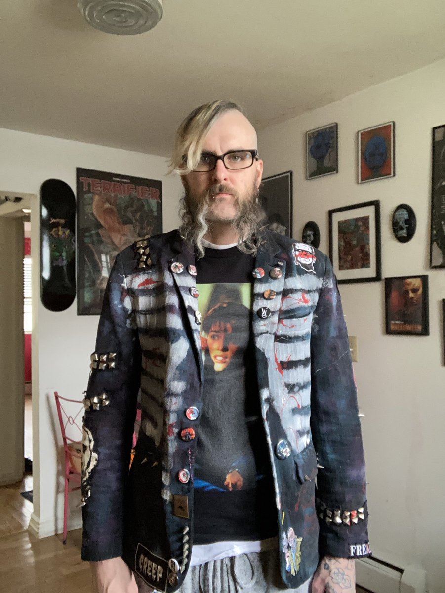 I made this jacket like 2 years ago. I don’t wear it enough and I need to cause it’s fucking awesome!!! #HorrorFamily #horrormovies #HorrorCommunity #njhorror #horrorlife