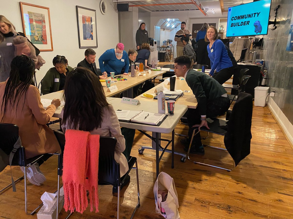 nlcswo's tweet photo. It’s LEAD weekend in SW Ohio! We’re overjoyed to back for our first in-person LEAD weekend since 2020. Stay tuned to meet our Fellows and learn more about the @NLC experience 💚 #NLCFamily https://t.co/wJ0qFG8YMQ