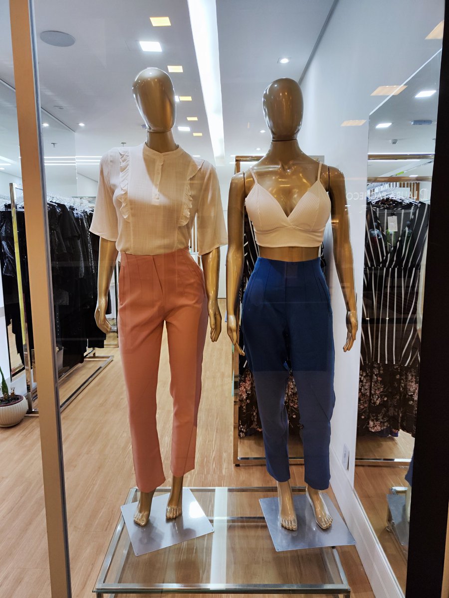 UseAmada's tweet photo. Daí chega o dia das mães ou da mulher e as lojas acham que estão arrasando distribuindo flor, né?

#mamãe
#mamaefashion
#kidsfriendly https://t.co/XMb4YVe5fs
