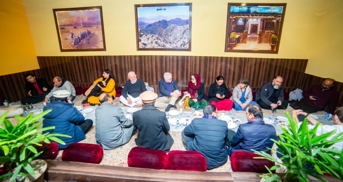 UNDP_Pakistan's tweet photo. During the mission, German Ambassador to🇵🇰 H.E. Alfred Grannas, along with w/#UNDPinPakistan RR @knutostby &amp; ARR @KaiserIshaq, also met members of civil society org. &amp; academia to discuss leadership opportunities for youth, incl. women, to drive sustainable dev. in Balochistan. https://t.co/pYxQ7u6xJh
