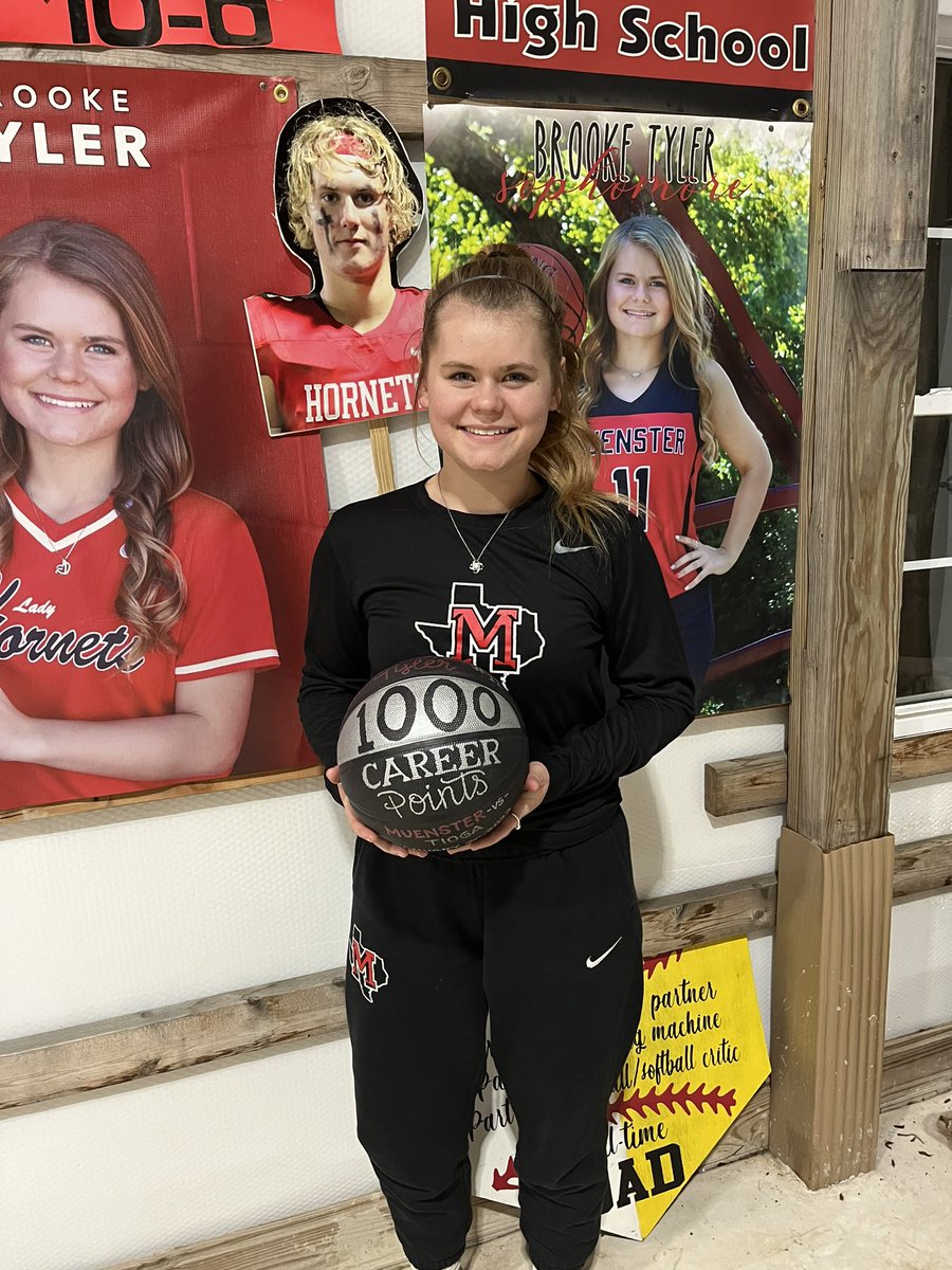 Hit her 1,000 HS pts.  scored in last nights game! So proud🤍    Goal✅ #keepworkinghard #2024Grad