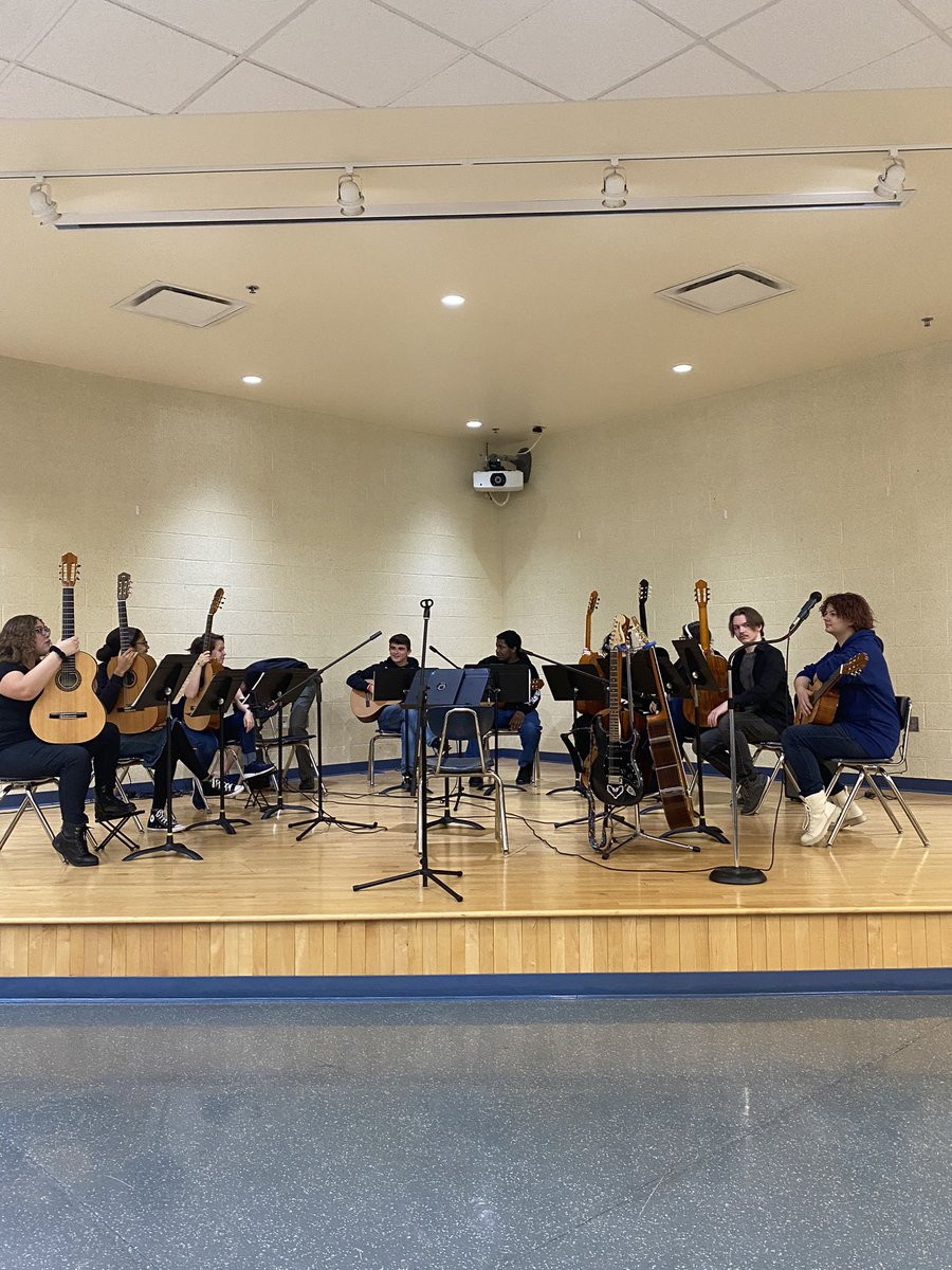 Can I get a Woot Woot for our next performance! Advanced guitar students at McK! @CCS_District