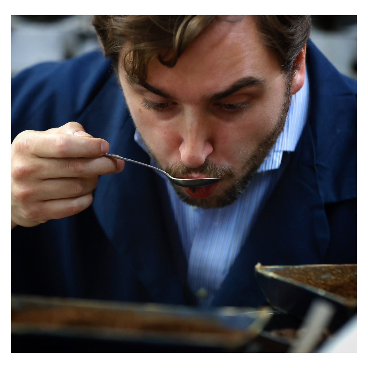 ericseals's tweet photo. #BecharasBrothers Coffee @BrosCoff, a 4-gen family owned company in Highland Park uses the same cupping table from 1932 to sample roasted coffees from around the world before buying.
📸‘s by @ericseals of @freep
#coffee #cupping #cuppingtable https://t.co/SOJDxdj5AG