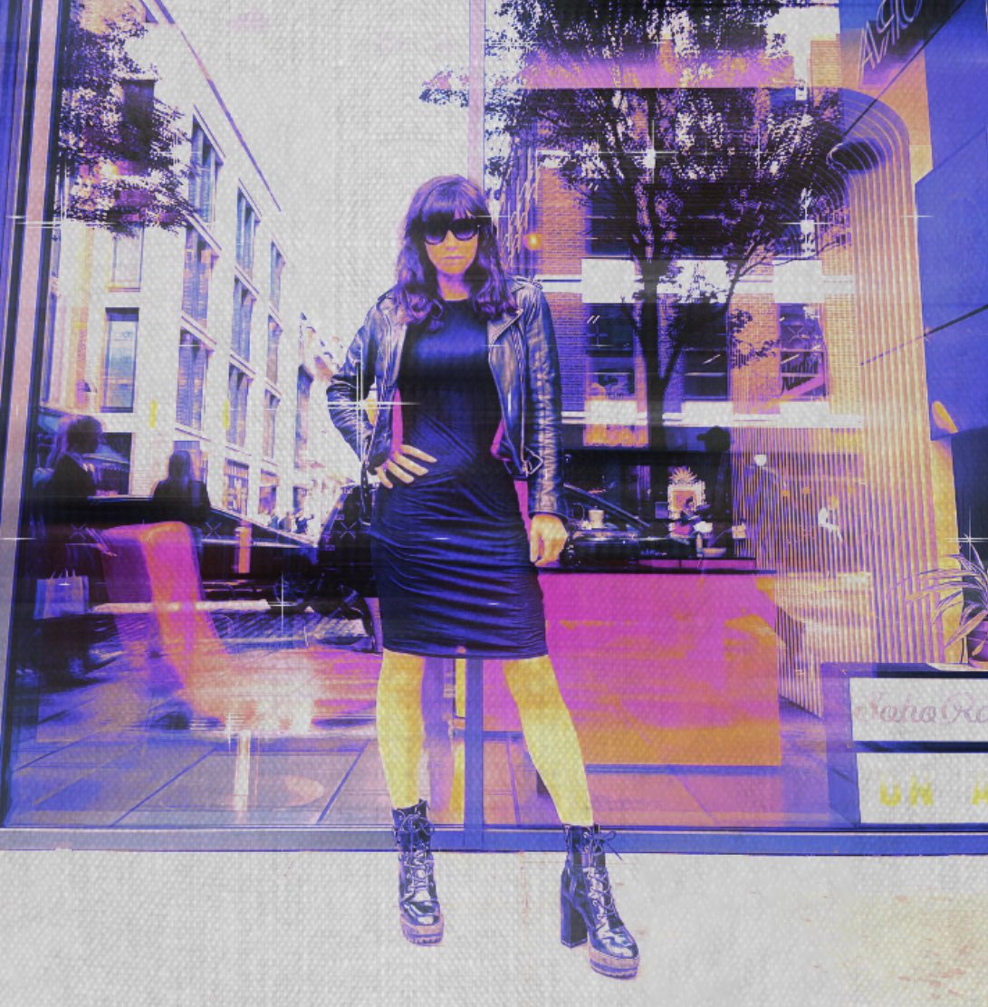 simonemarie4's tweet photo. catch a listen bk2 this wks show with new @babaalimusic @greentea_peng #billynomates @lielamoss #Decius @MandyIndiana @sleafordmods #holypopes @Wevalmusic #minihi @chromesparks #molly @ohdaughter @mui_zyu @heartwormsband @unkleofficial @Leftfield +more
>> https://t.co/282prgJFNu https://t.co/tMYOwicZo9
