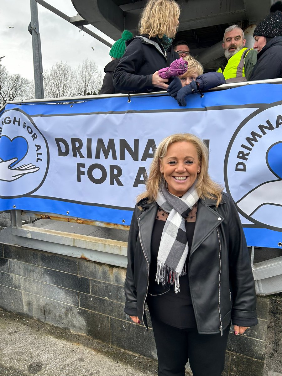 SeeryKearney's tweet photo. Supporting @DrimnaghForAll standing in solidarity with a community that welcomes everyone @unalowry @DynamicDrimnagh @DrimnaghC @TidyDrimnagh @MDrimnagh @FG_DSC  #NoToHate #DSCPagainstRacism #allwelcome #community @SWICDUBNEWS https://t.co/lGJOwdhmpC