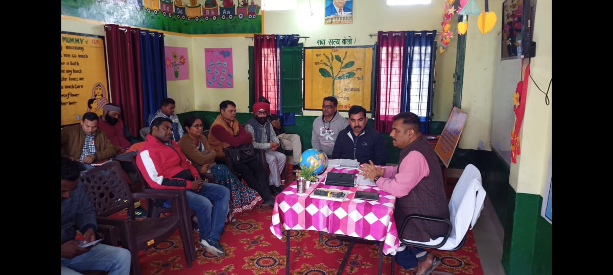 समस्त मानदंडों पर खरा,  निपुण विद्यालय के क्रम में प्राथमिक विद्यालय कल्लूपुरवा ब्लाक निघासन जनपद खीरी को निपुण विद्यालय घोषित किया गया।<a href="/thisissanjubjp/">Sandeep Singh</a> <a href="/basicshiksha_up/">Department Of Basic Education Uttar Pradesh</a> <a href="/vijaykirananan1/">vijay kiran anand</a> <a href="/basicshiksha_up/">Department Of Basic Education Uttar Pradesh</a> @DmKheri <a href="/MBSIAS2011UP/">Mahendra Bahadur Singh IAS</a> <a href="/ncert/">NCERT</a> <a href="/DrlkPandey/">Dr L K Pandey</a> <a href="/drbrajesh1/">dr brajesh tripathi</a> <a href="/madhuresh82/">Madhuresh Shukla</a> <a href="/manojsny/">Manoj Kumar</a>