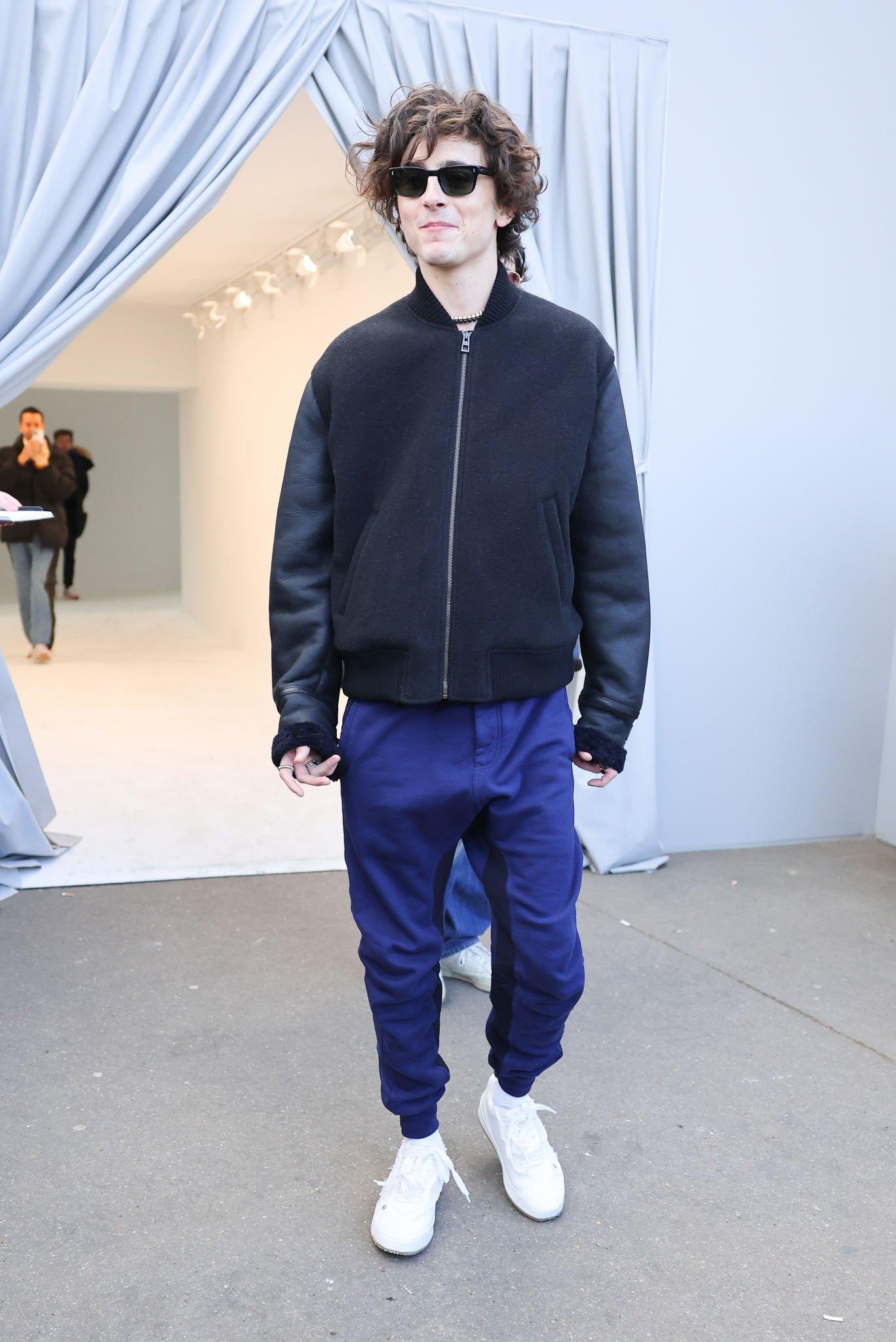 Timothée Chalamet Updates on Twitter "Timothée Chalamet arrives at the